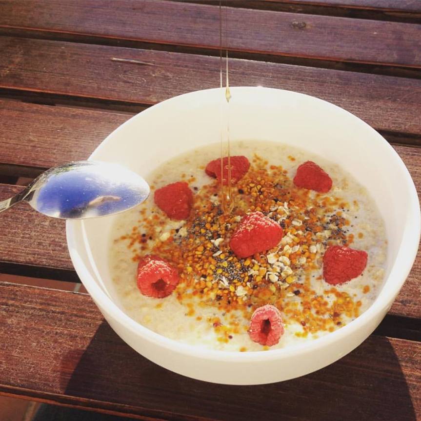 Porridge o gachas de avena con frambuesas… para los días grises y no tan grises!